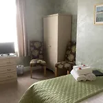 Agar House